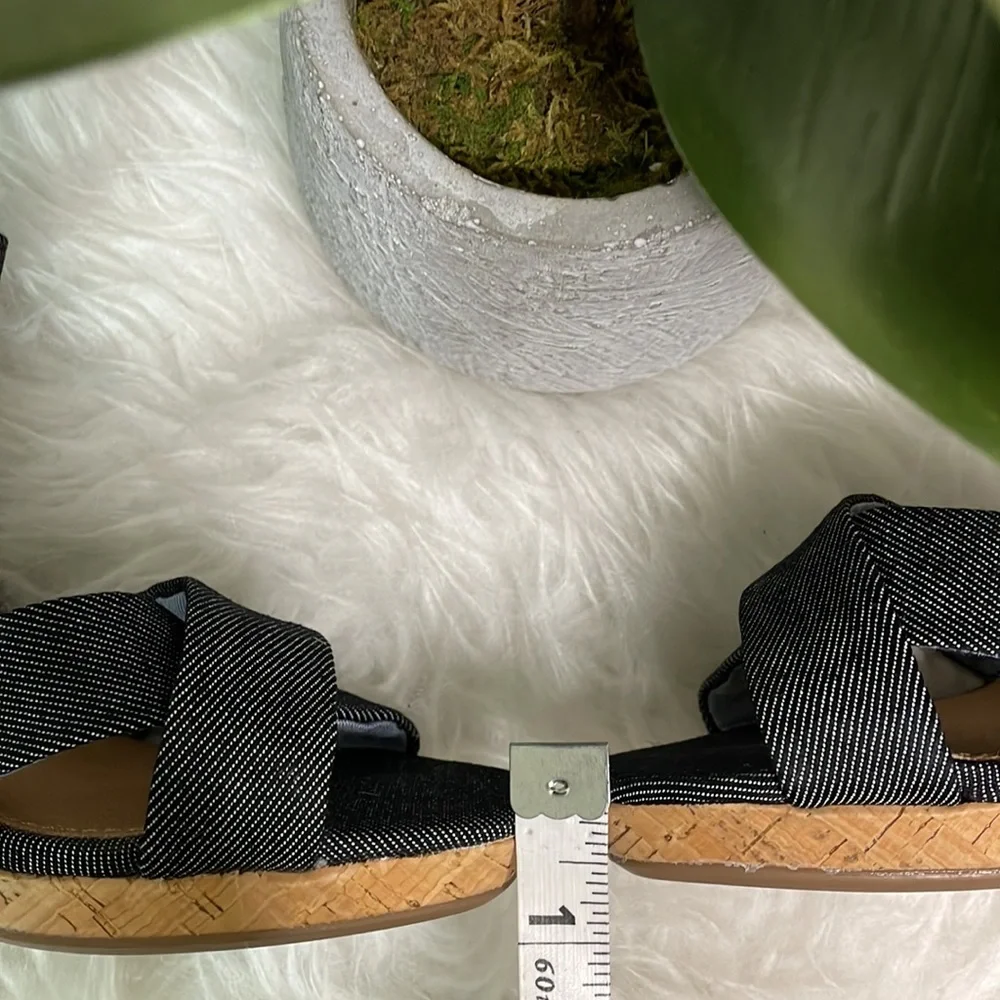 TOMS Sienna Wedge - Picture 9 of 14